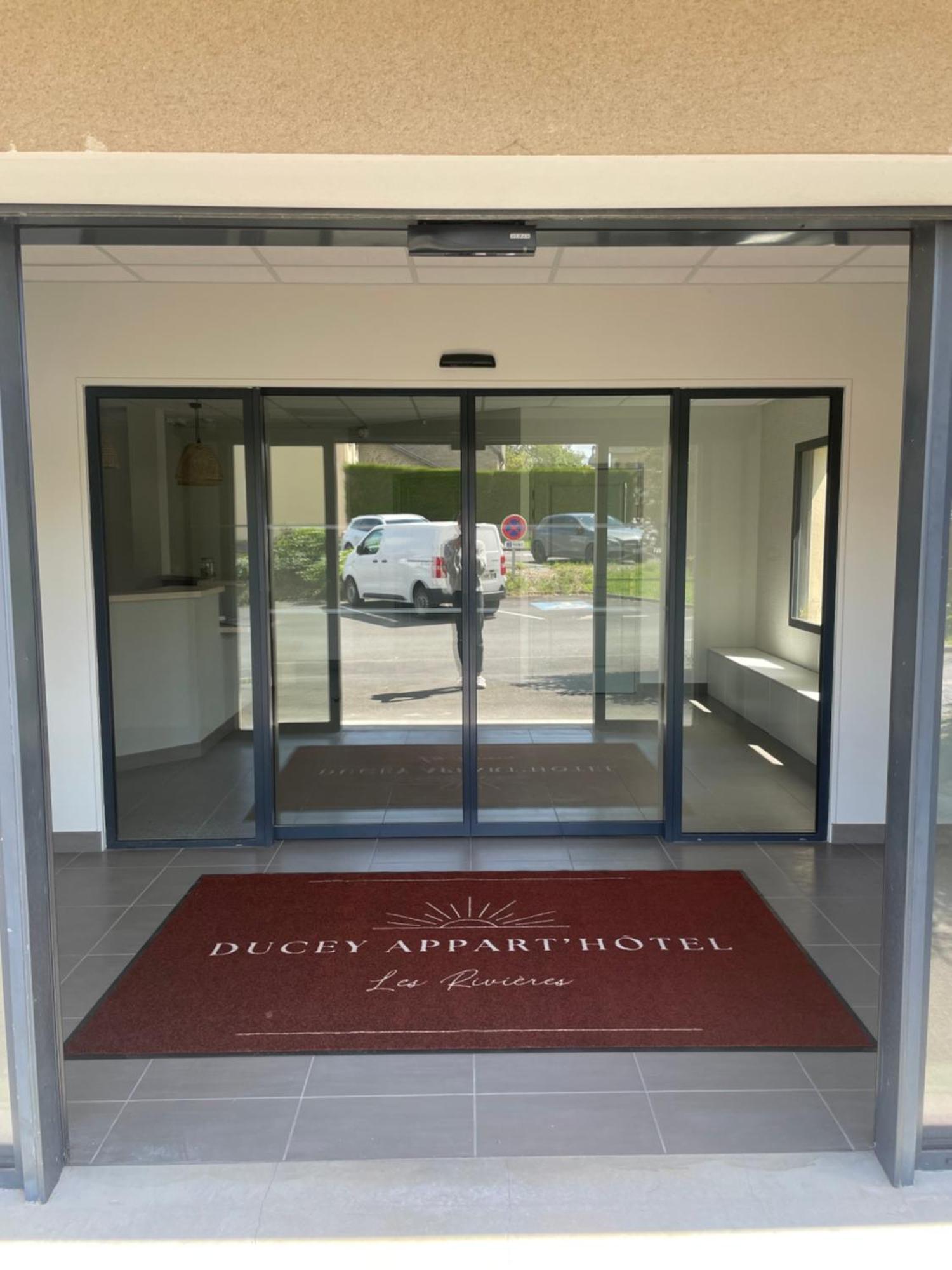 Ducey Appart'Hotel - Les Rivieres Luaran gambar